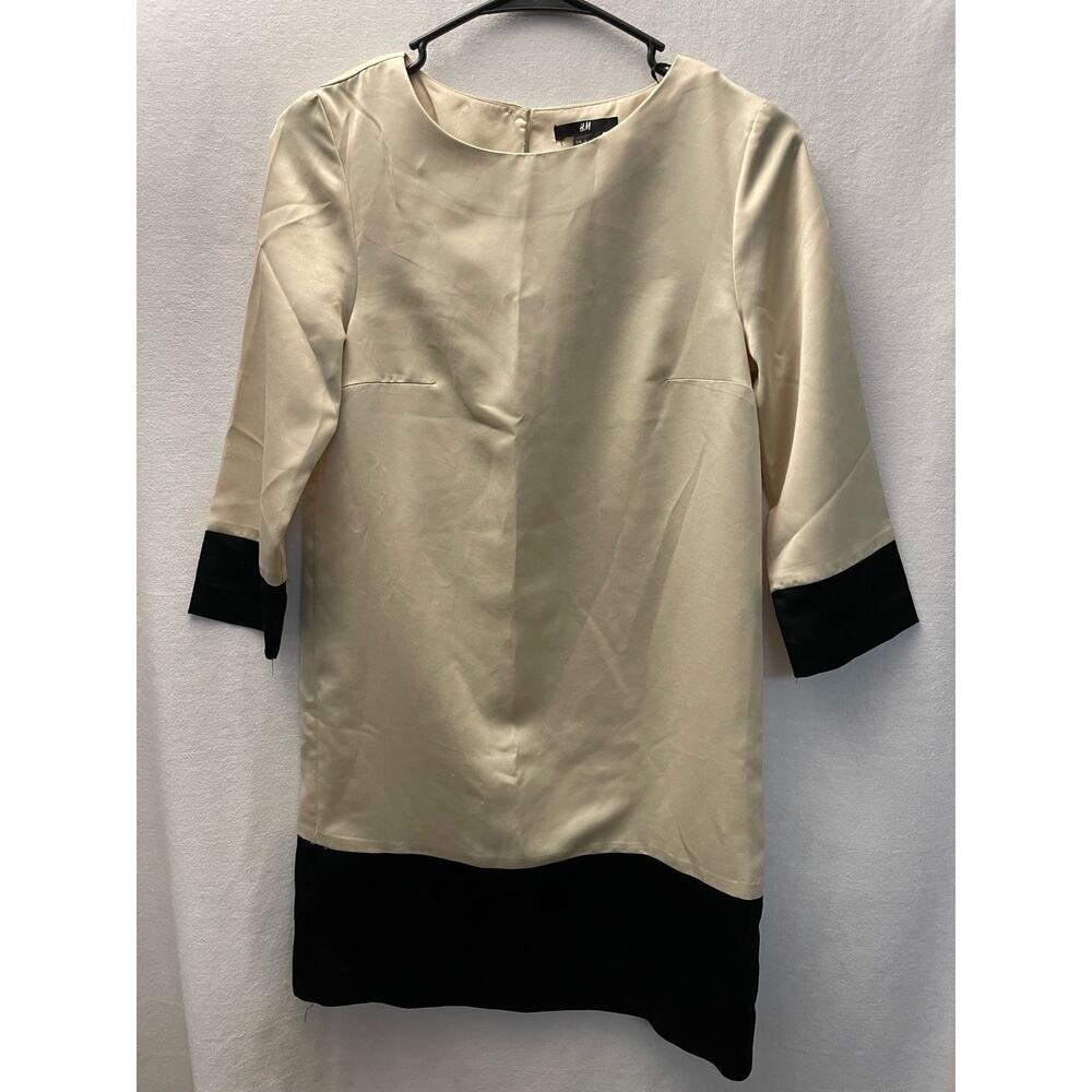H & M off white black 3/4 sleeve dress satin women’s size 4